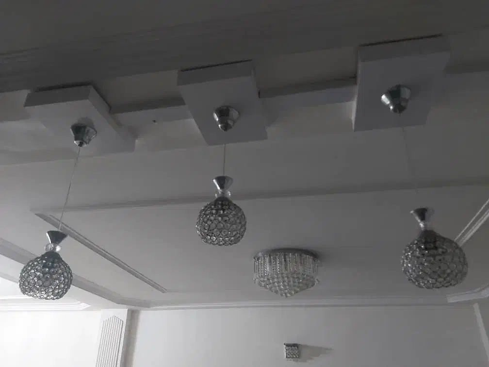 لوستر در حد نو|لوستر و چراغ آویز|رشت, نظری|دیوار