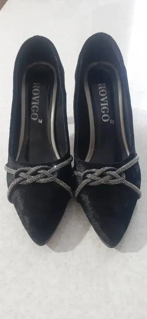 کفش مجلسی|کیف، کفش، کمربند|دورود, |دیوار