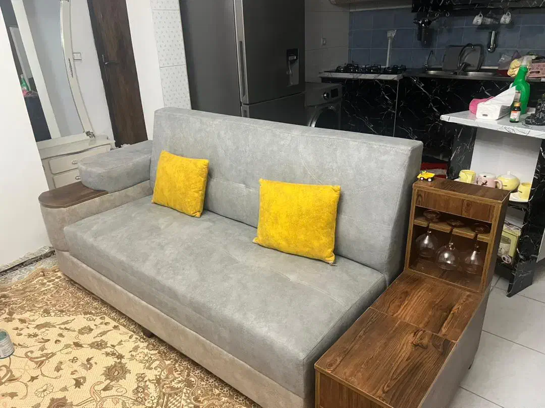 مبل وناهار خوری بدون کار‌کرد|میز و صندلی غذاخوری|بندر انزلی, نوغان|دیوار