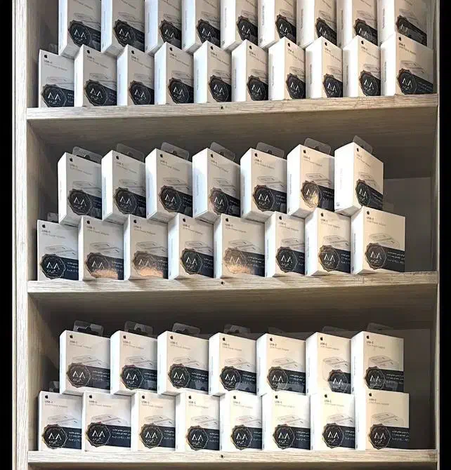 کلگی شارژ ۲۰ وات آواطنین 20 wat apple|لوازم جانبی موبایل و تبلت|تهران, جماران (نیاوران)|دیوار