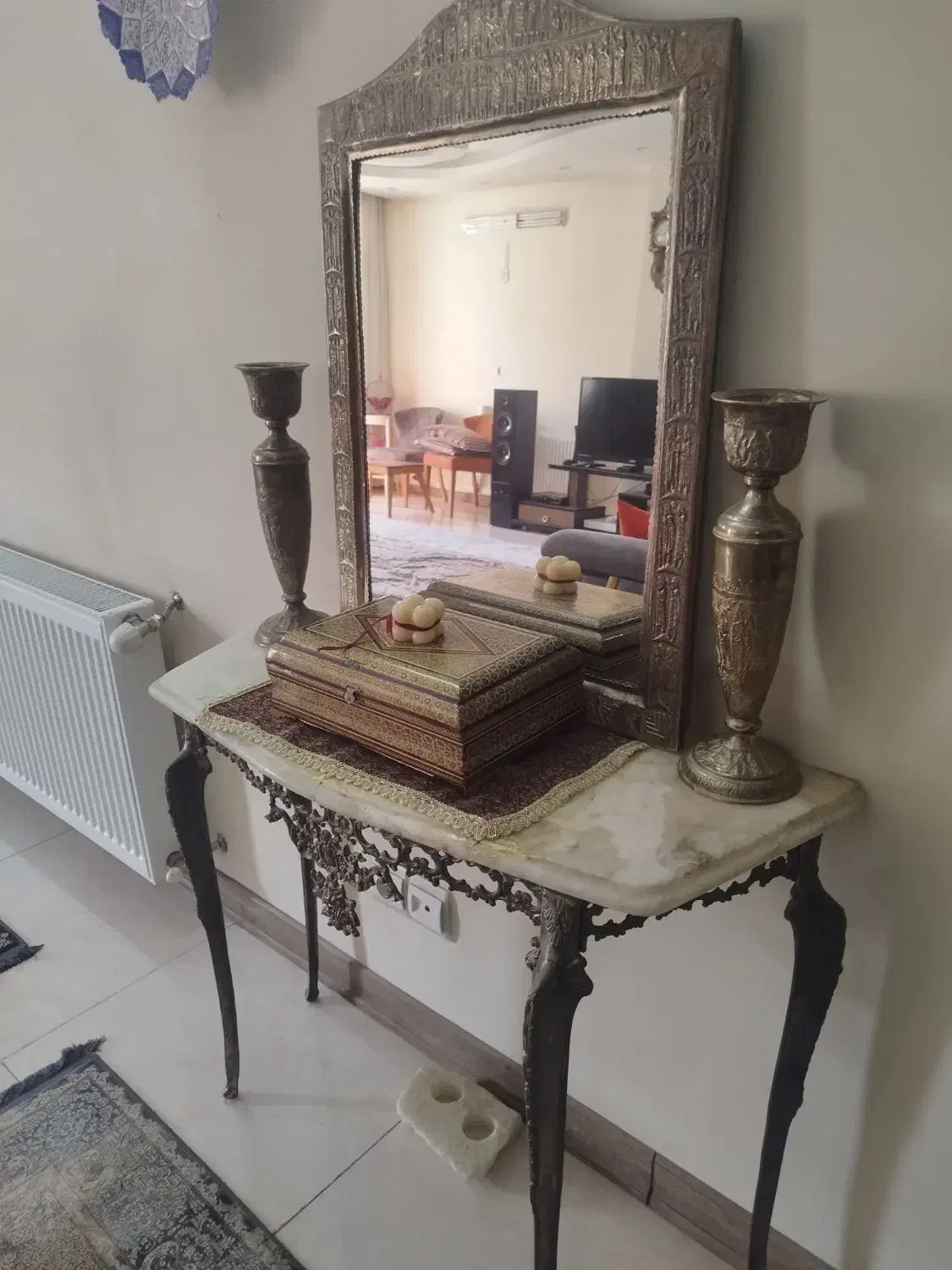 کنسول و اینه|بوفه، ویترین، کنسول|اصفهان, الهیه|دیوار