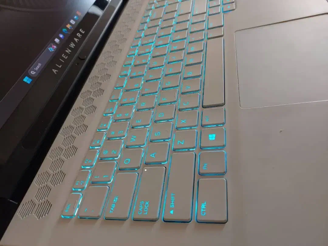 لپتاپ Alienware m17 R3|رایانه همراه|تهران, جمهوری|دیوار