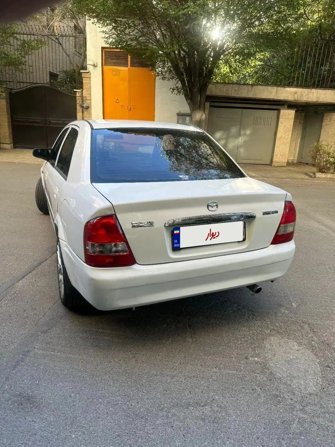 مزدا ۳۲۳|خودرو سواری و وانت|تهران, دروازه شمیران|دیوار