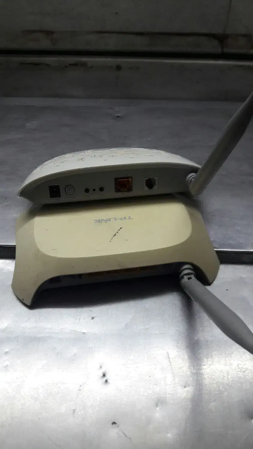 دوتا مودم|مودم و تجهیزات شبکه|خمینیشهر, |دیوار