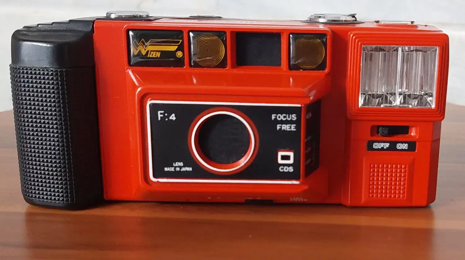 دوربین عکاسی قدیمی کلکسیونی|دوربین عکاسی و فیلم‌برداری|قم, نخودی|دیوار