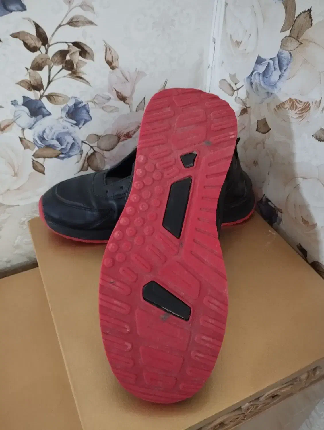 کفش درحد نو|کیف، کفش، کمربند|اردبیل, |دیوار