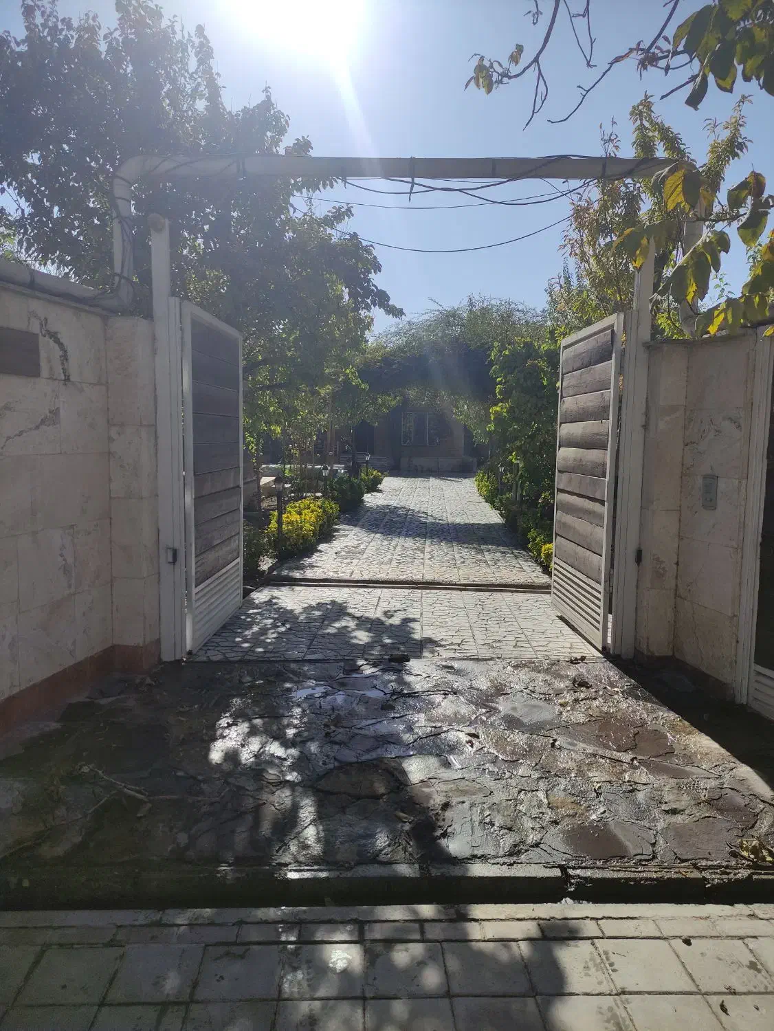 باغ ویلا شهری همایون ویلا محمدشهر|فروش خانه و ویلا|تهران, جنت‌آباد شمالی|دیوار