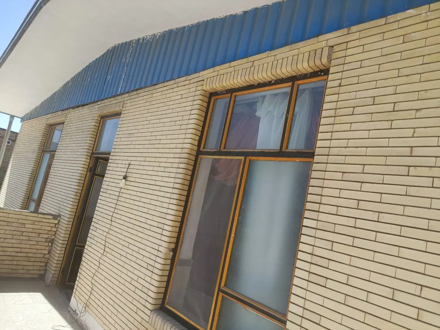 آپارتمان سه خواب بزرگ سندتک برگزار|فروش آپارتمان|بافت, |دیوار