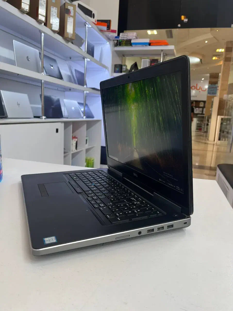 لپتاپ dell با ۸ گیگ گرافیک مجزا مخصوص رندر|رایانه همراه|گرگان, |دیوار