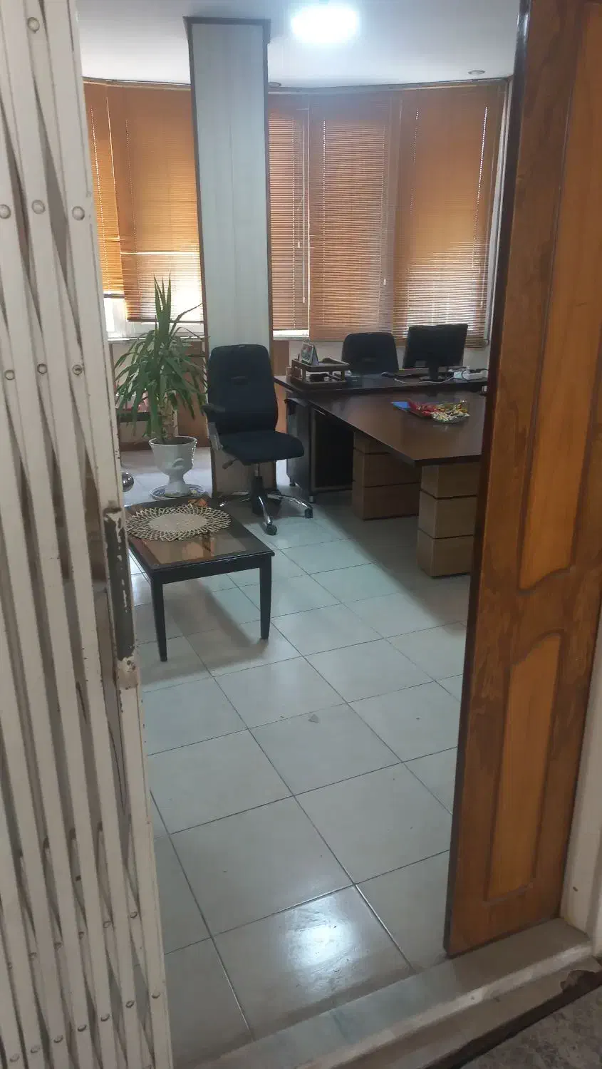 دفتر کار اداری|فروش دفتر کار، اتاق اداری، مطب|اصفهان, لاله|دیوار