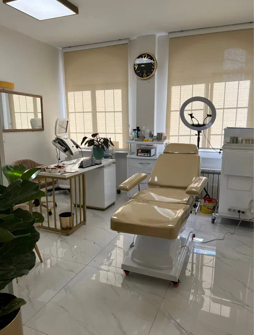 مشارکت یااجاره اتاق ازکلینیک به فیشیال،لاغری،لیزر|استخدام درمانی، زیبایی، بهداشتی|تهران, سنائی|دیوار