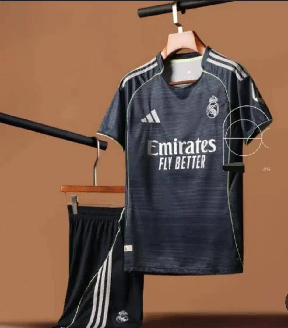 کیت تایلندی|لباس|گنبد کاووس, |دیوار