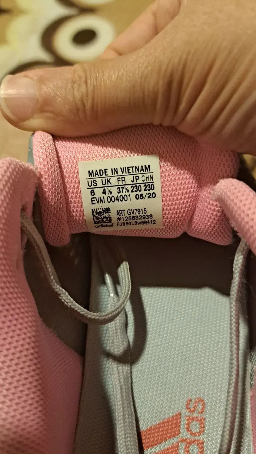 یک جفت کتانی سایز ۳۷|کیف، کفش، کمربند|نوشهر, |دیوار