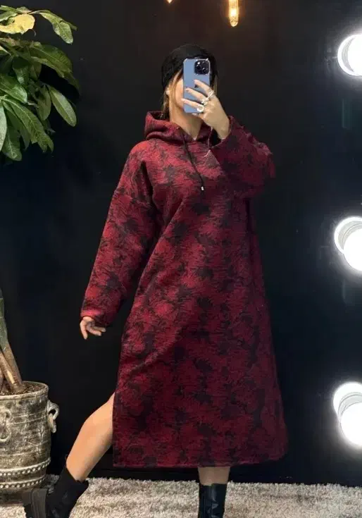 پالتو (هودی)|لباس|بم, |دیوار