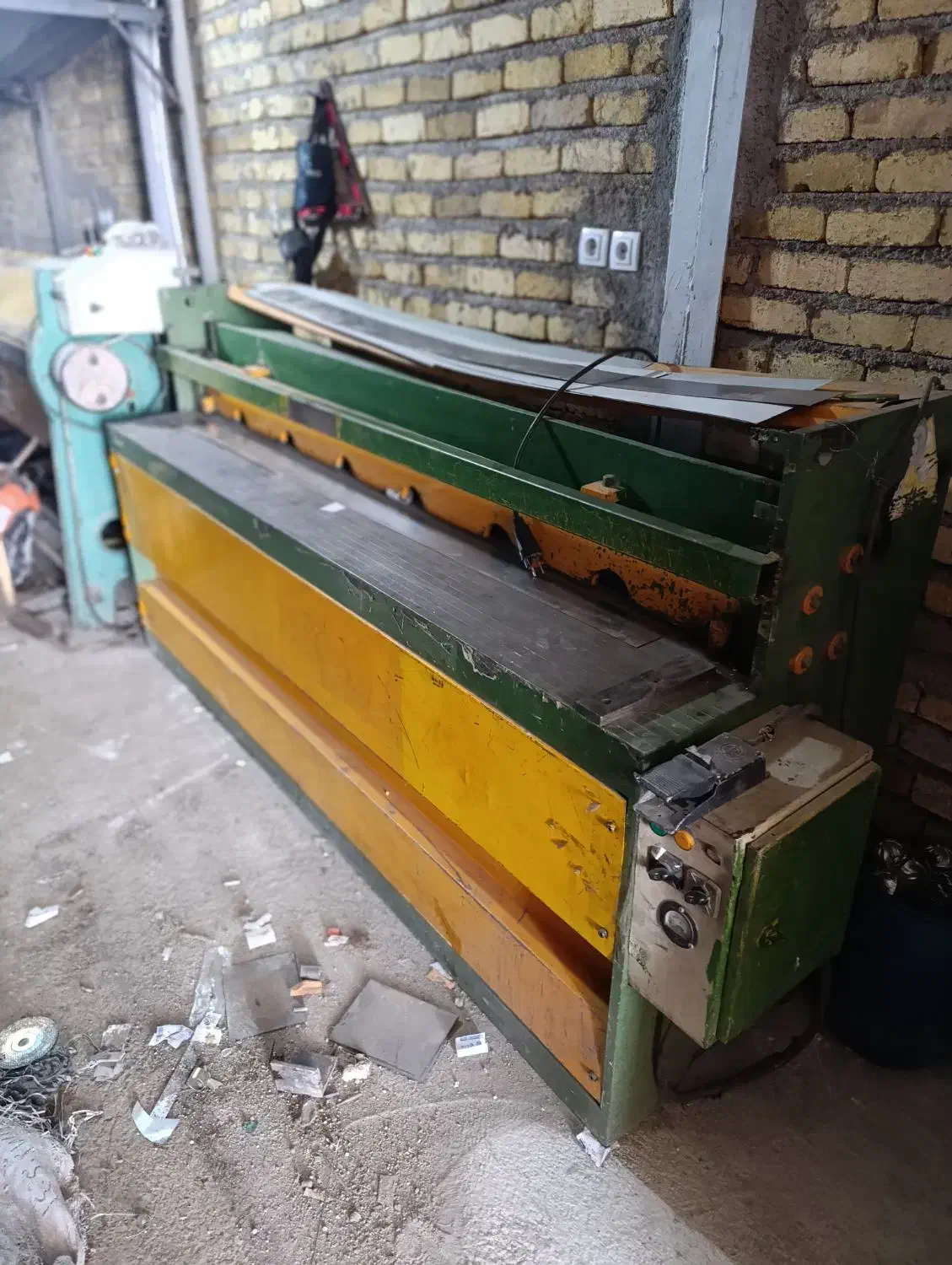 خم وگیوتین ۲متری|ماشین‌آلات صنعتی|دورود, |دیوار