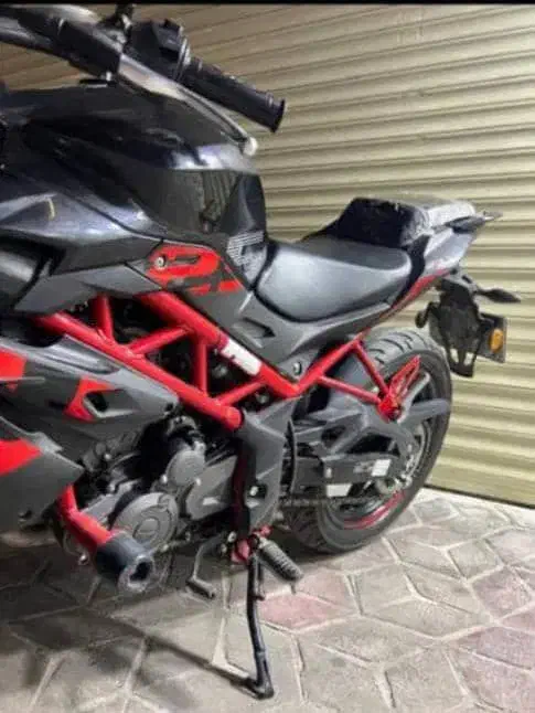 فروش موتور بنلی۲۵۰ تک سیلندر|موتورسیکلت|بندرعباس, |دیوار