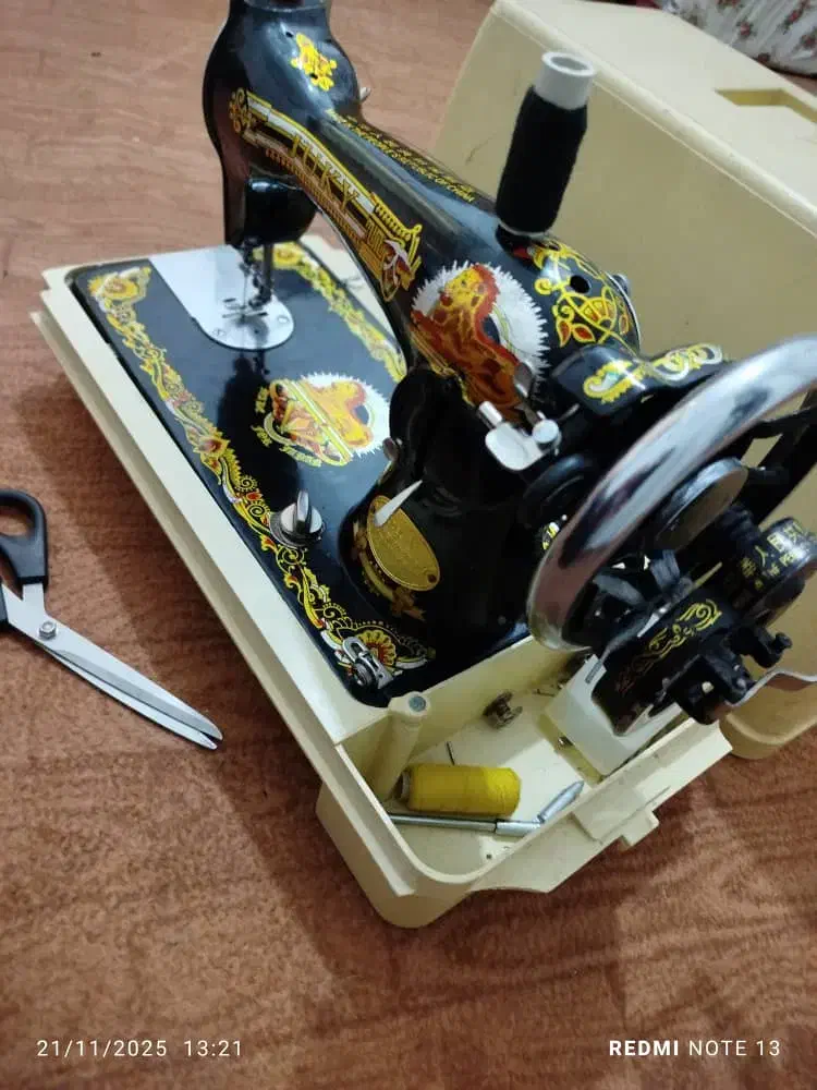 چرخ خیاطی|چرخ خیاطی و ریسندگی|تنکمان, |دیوار