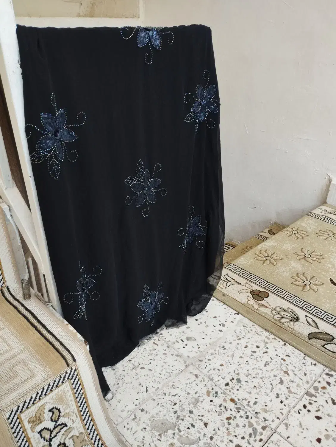 پارچه مراسمی|لباس|ایلام, |دیوار