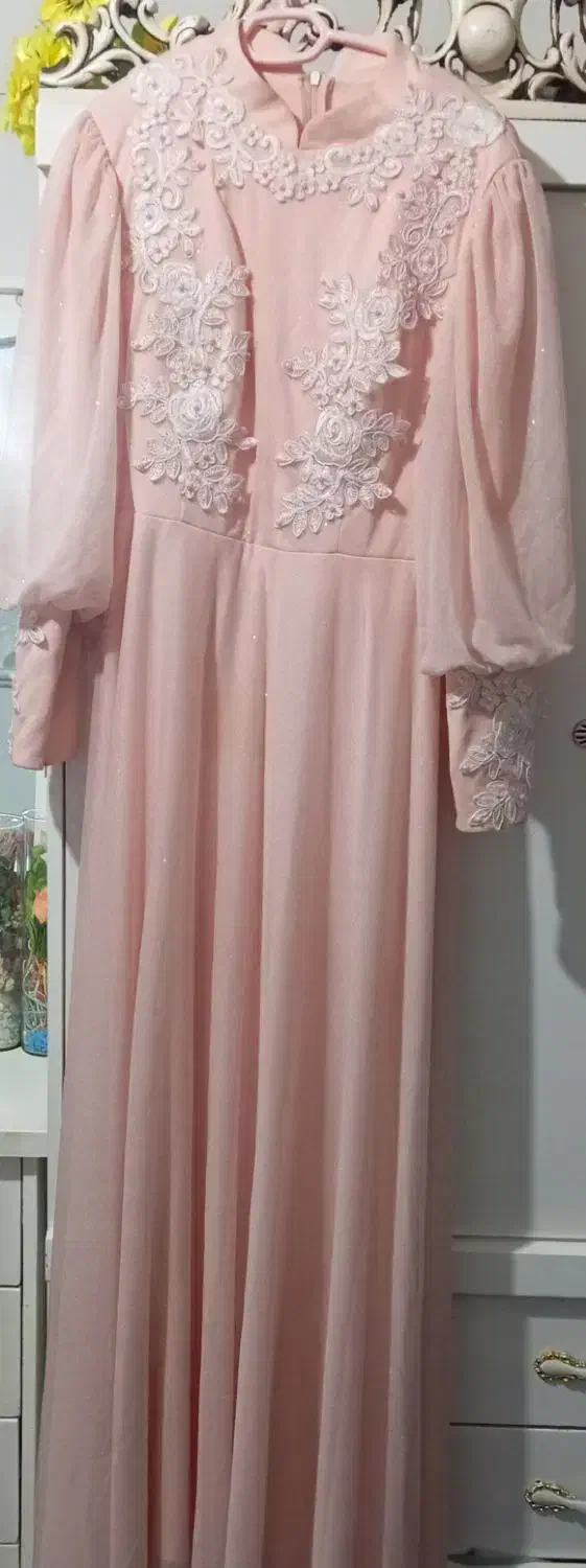 سه تا پیرهن|لباس|الیگودرز, |دیوار