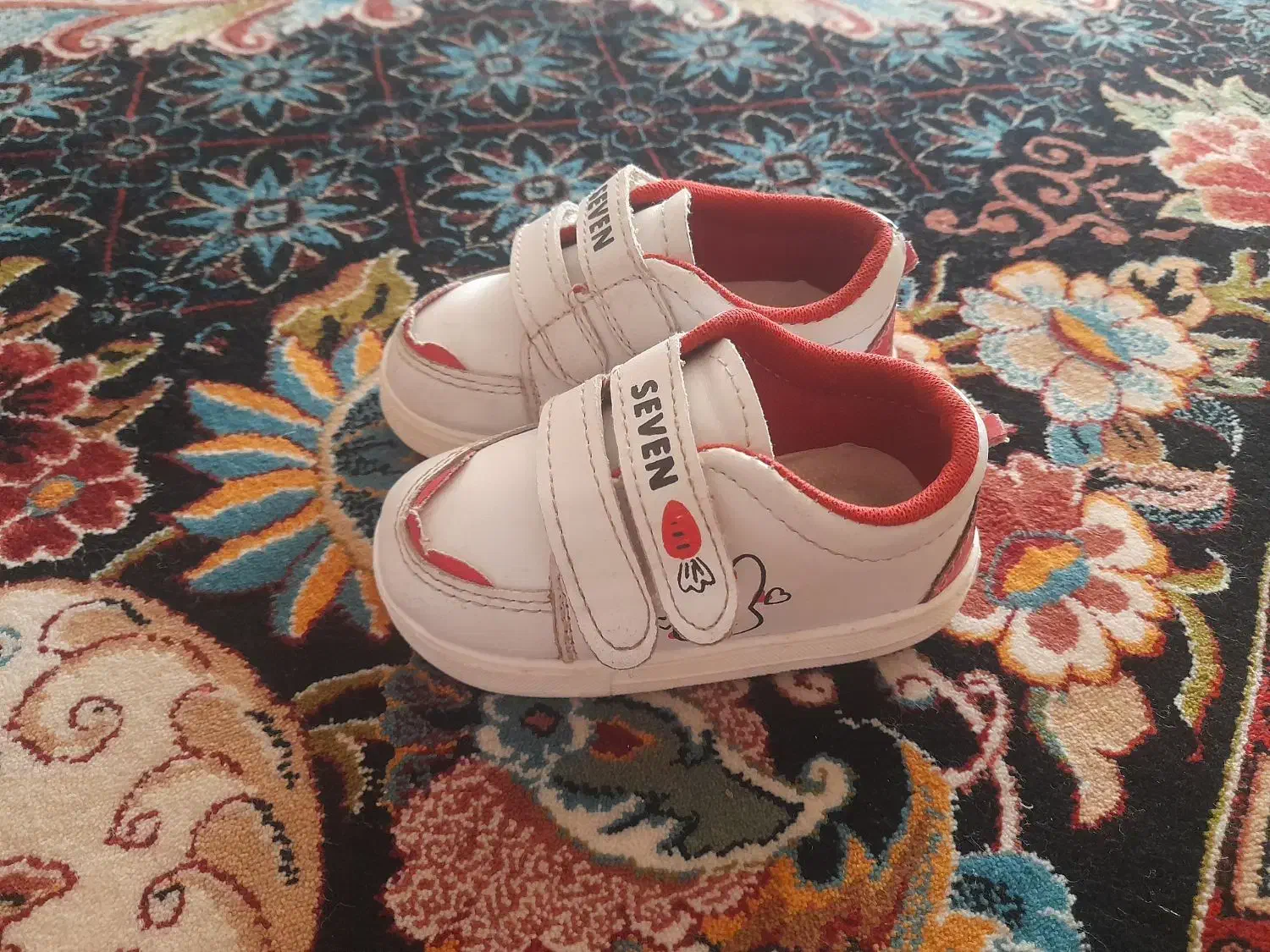 کفش اسپرت  بچه گانه|کیف، کفش، کمربند|اردبیل, |دیوار