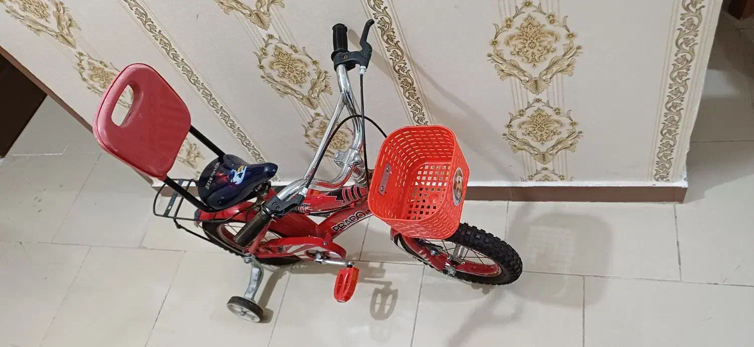 دوچرخه سایز ۱۶ قرمز|دوچرخه، اسکیت، اسکوتر|هشتگرد, شهرک ریحانه|دیوار