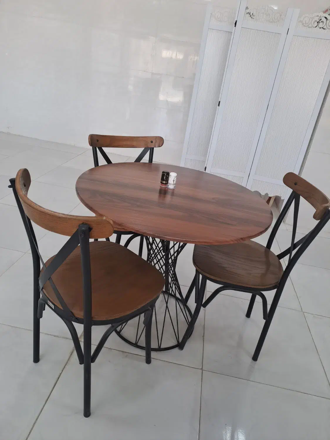 میز و صندلی فست فود و رستوران|میز و صندلی غذاخوری|ارزوئیه, |دیوار