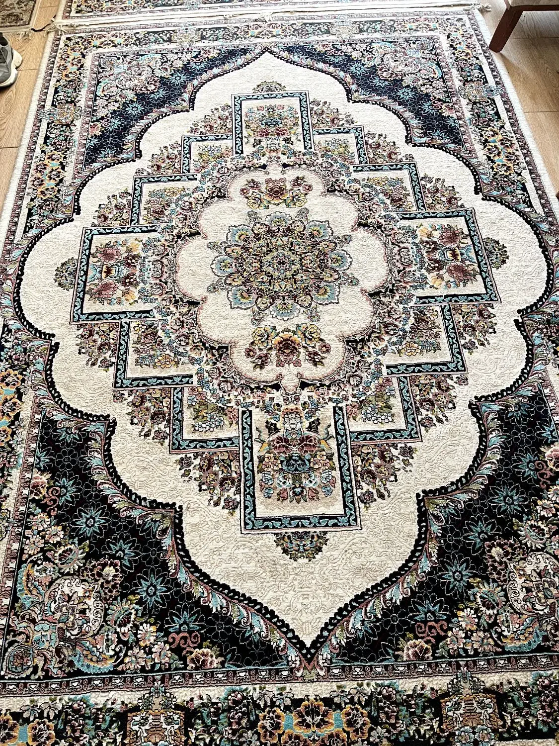 فرش ماشینی 6 متری|فرش|ورامین, ورامین|دیوار