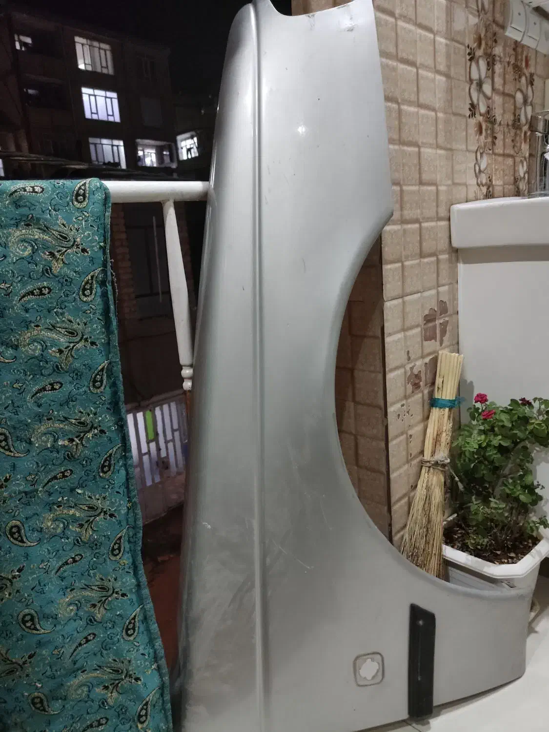 500متر شلنگ به فروش می‌رسد همراه با یک گلگیر پژو|عمده‌فروشی|جوانرود, |دیوار