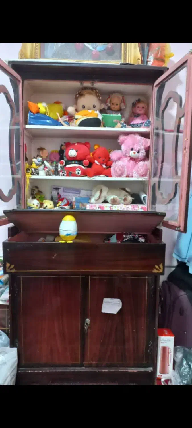 کمد چوبی محکم وجادار|بوفه، ویترین، کنسول|آباده, |دیوار