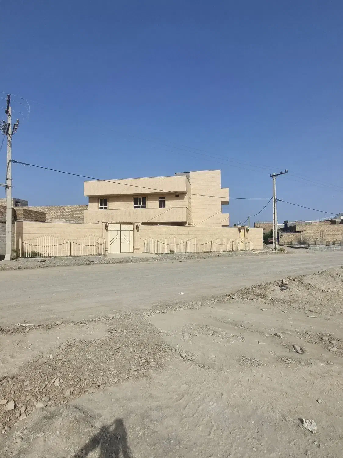 موقعیت دزک اخر حضرت علی خیابان ۲۴متر|فروش خانه و ویلا|سراوان, |دیوار