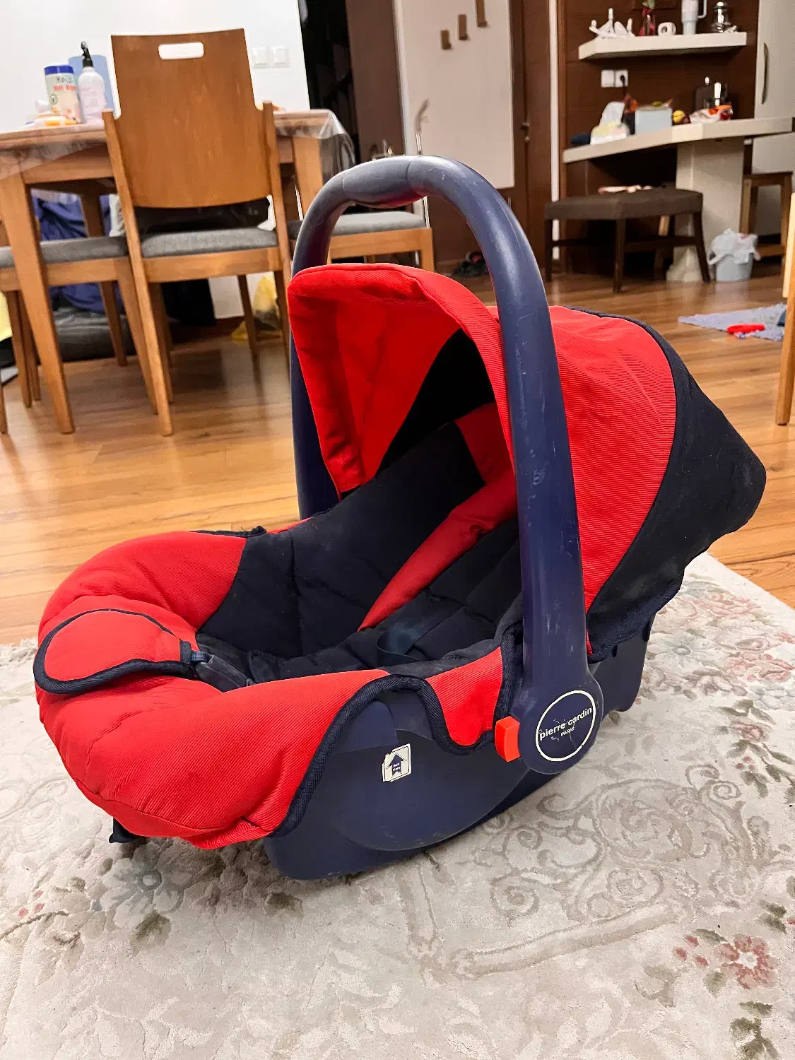 کریر و صندلی ماشین کودک|کالسکه و لوازم جانبی|رشت, دیلمان|دیوار