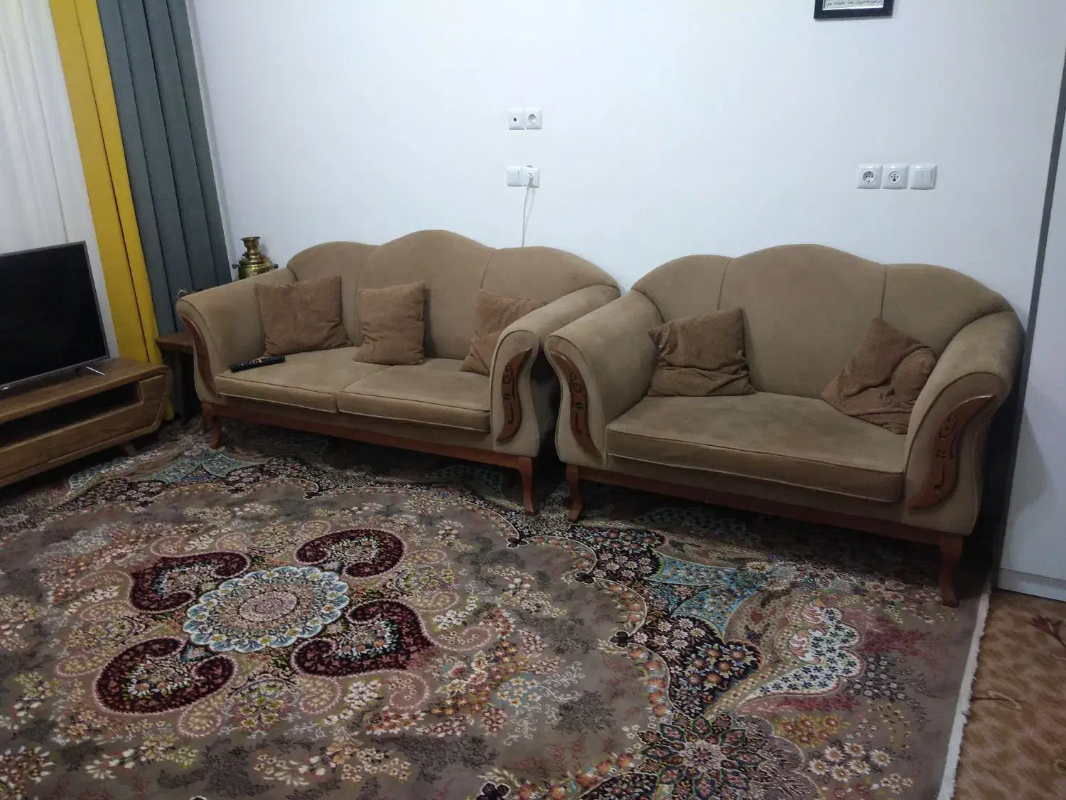 مبل 7 نفره کلاسیک|مبلمان خانگی و میز عسلی|طبس, |دیوار