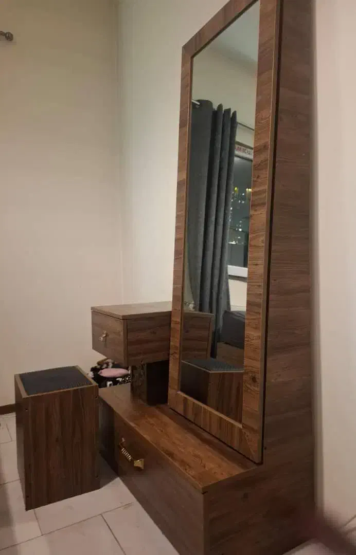 تختخواب 2 نفره 180|تخت و سرویس خواب|پردیس, فاز ۱۱|دیوار