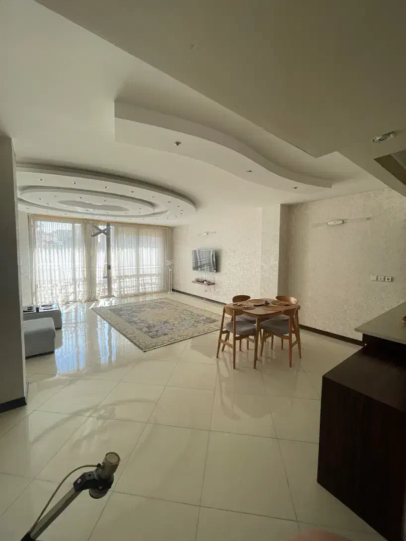 آپارتمان ۲طرف نور تک واحدی ۱۴۲ متر چهارراه باهنر|فروش آپارتمان|اصفهان, پوریای ولی|دیوار