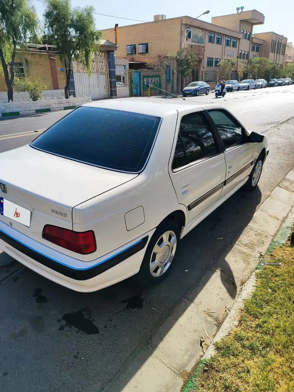 پژو پارس xu7p مدل 1402|خودرو سواری و وانت|قم, باجک دو|دیوار