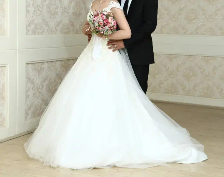 لباس عروس مدل دامن سوپرکلوش|لباس|کرج, کرج نو|دیوار