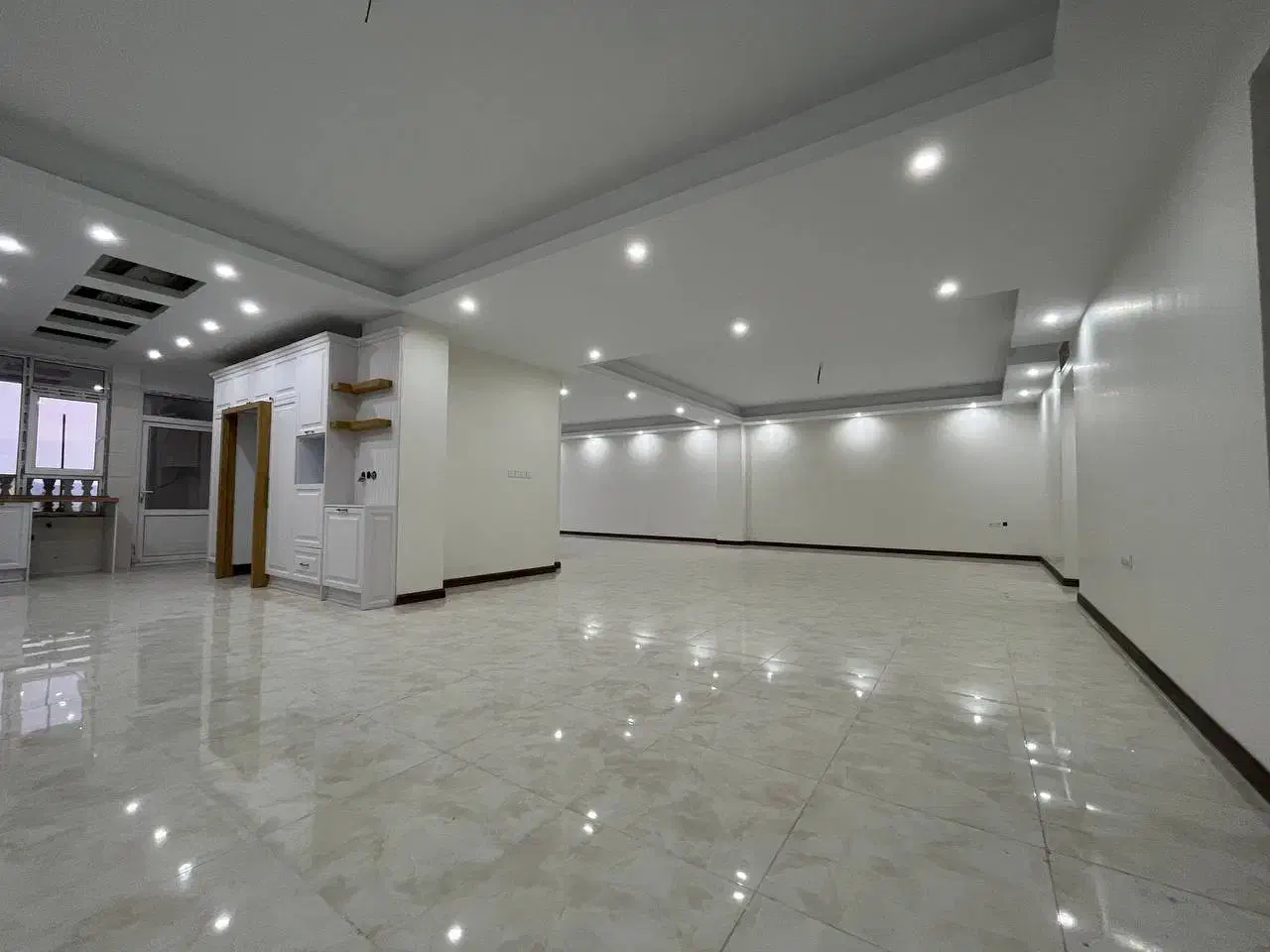 202متری /امیر کبیر/تکواحدی/تراس قابل چیدمان|اجارهٔ آپارتمان|رودهن, |دیوار