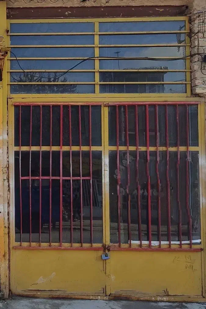 فروش درب و کرکره فلزی سالم با شیشه|مصالح و تجهیزات ساختمان|شیروان (خراسان), |دیوار