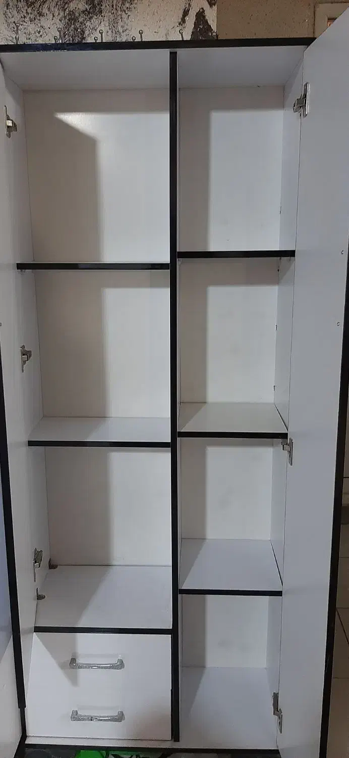 کمد و جاکفشی ایستاده|جاکفشی، کمد، دراور|فردیس, نگارستان|دیوار