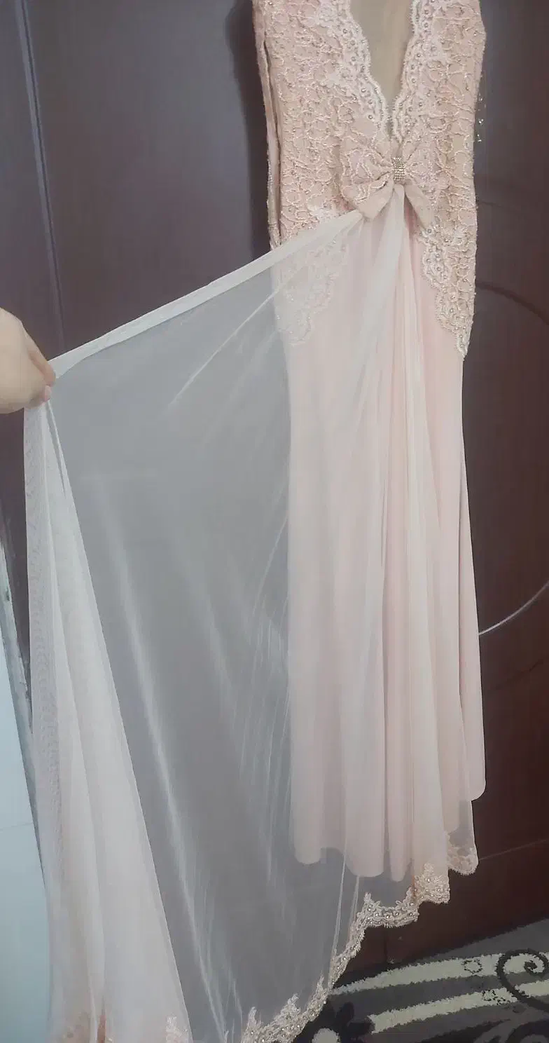 پیراهن مجلسی|لباس|آمل, |دیوار