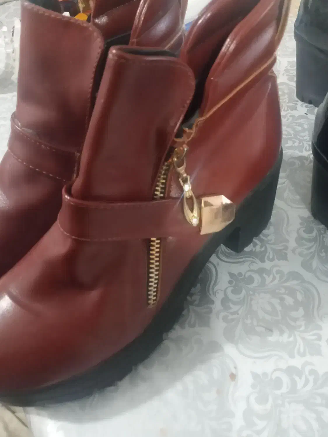 کفش ونیم بوت ۳۹  ۴۰|کیف، کفش، کمربند|خمینی‌شهر, |دیوار