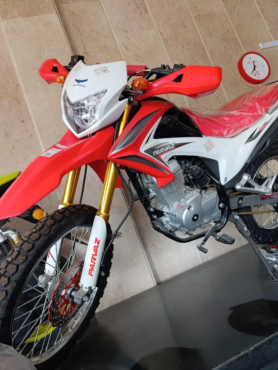 موتور|موتورسیکلت|آبسرد, |دیوار