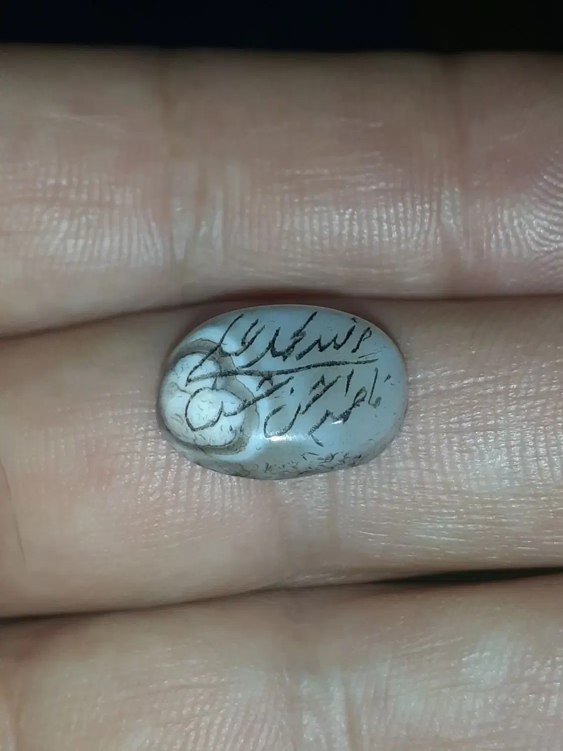 نگین خطی کهنه|جواهرات|مسجد سلیمان, |دیوار