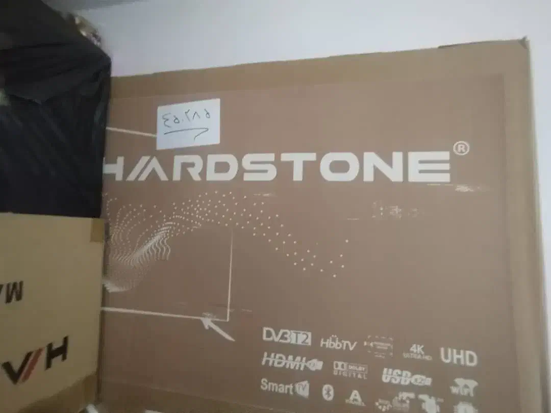 تلیویزیون 50اینچ|تلویزیون و پروژکتور|یاسوج, |دیوار