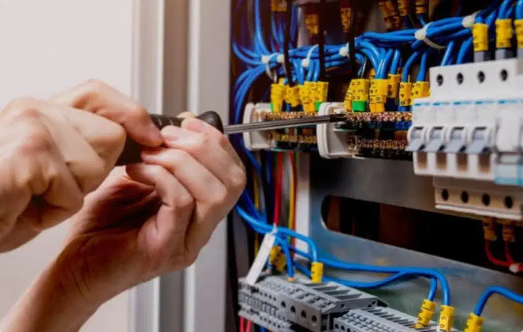 برقکاری در گلبهار وچناران|خدمات پیشه و مهارت|گلبهار, شهر جدید گلبهار|دیوار