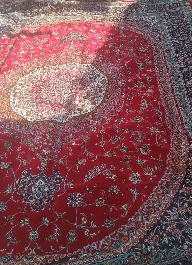 فرش قرمز بدون پلاستیک|فرش|قم, شهرک فاطمیه|دیوار