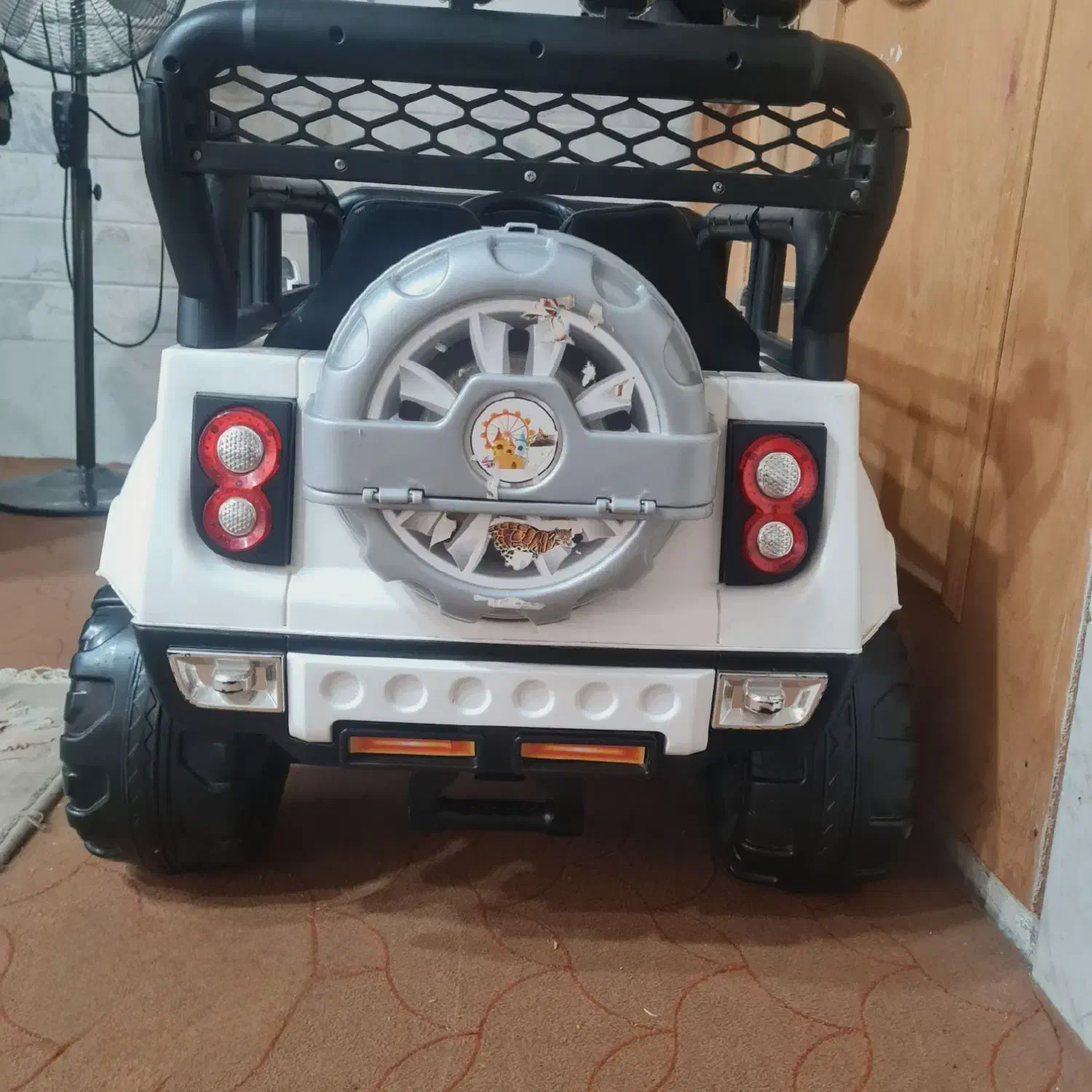 ماشین شارژی ۴موتوره آفرود|اسباببازی بچه|قم, آزادگان|دیوار