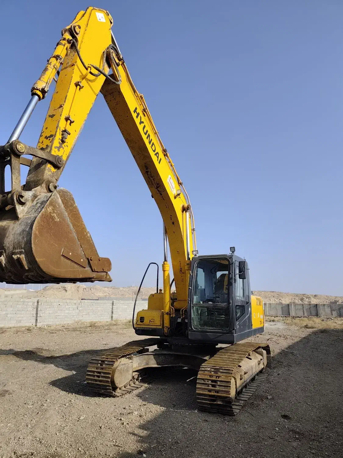 بیل مکانیکی هیوندای 210 مدل 2012|خودرو سنگین|تهران, آذربایجان|دیوار