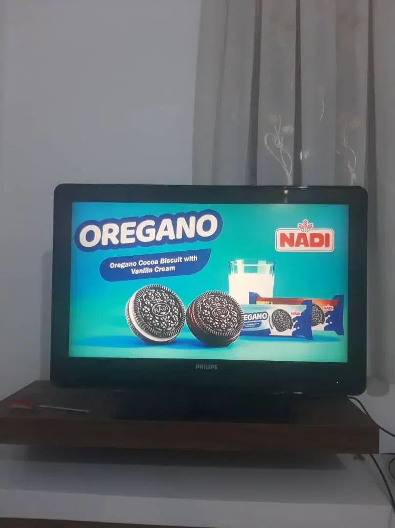 تلویزیون فیلیپس ۳۷ اینچ|تلویزیون و پروژکتور|سیرجان, |دیوار