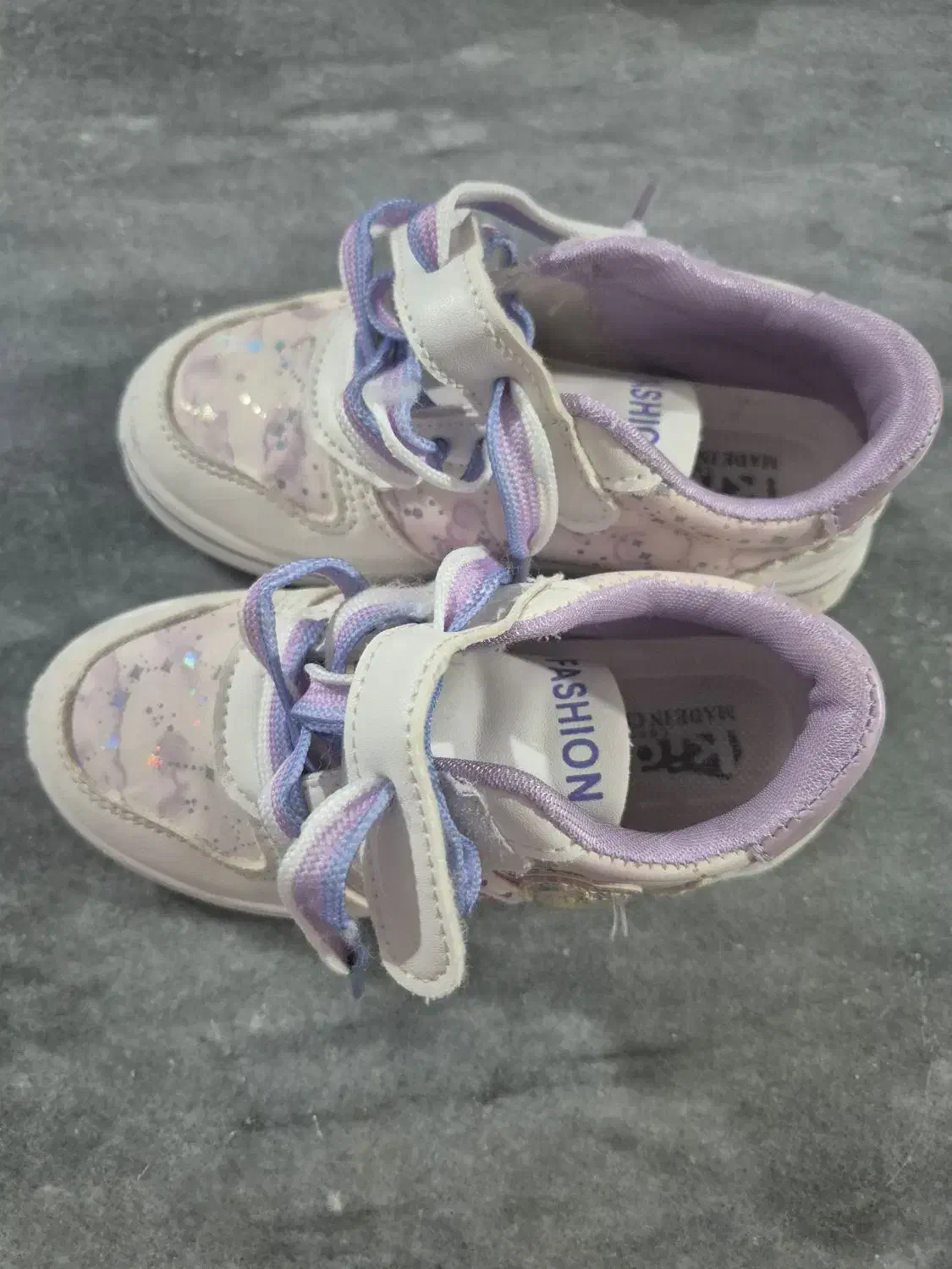 کفش دخترانه سایز ۲۸|کفش و لباس بچه|اردبیل, |دیوار